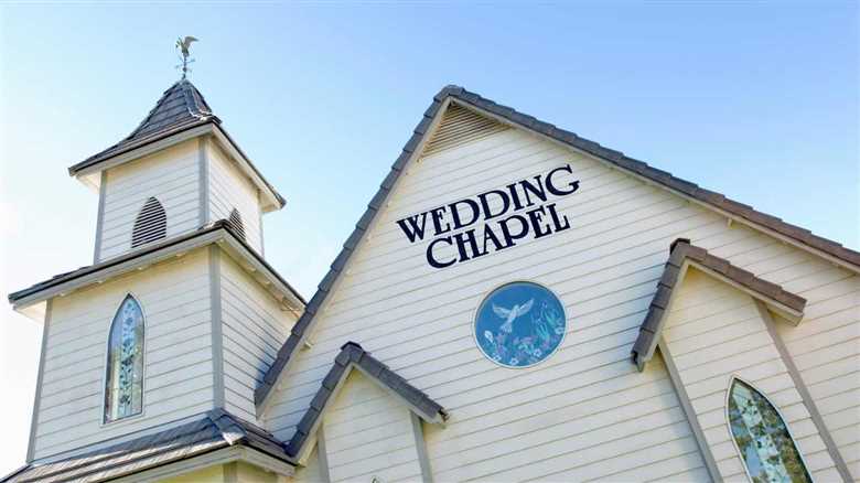 What's Your Signature Wedding Cocktail?